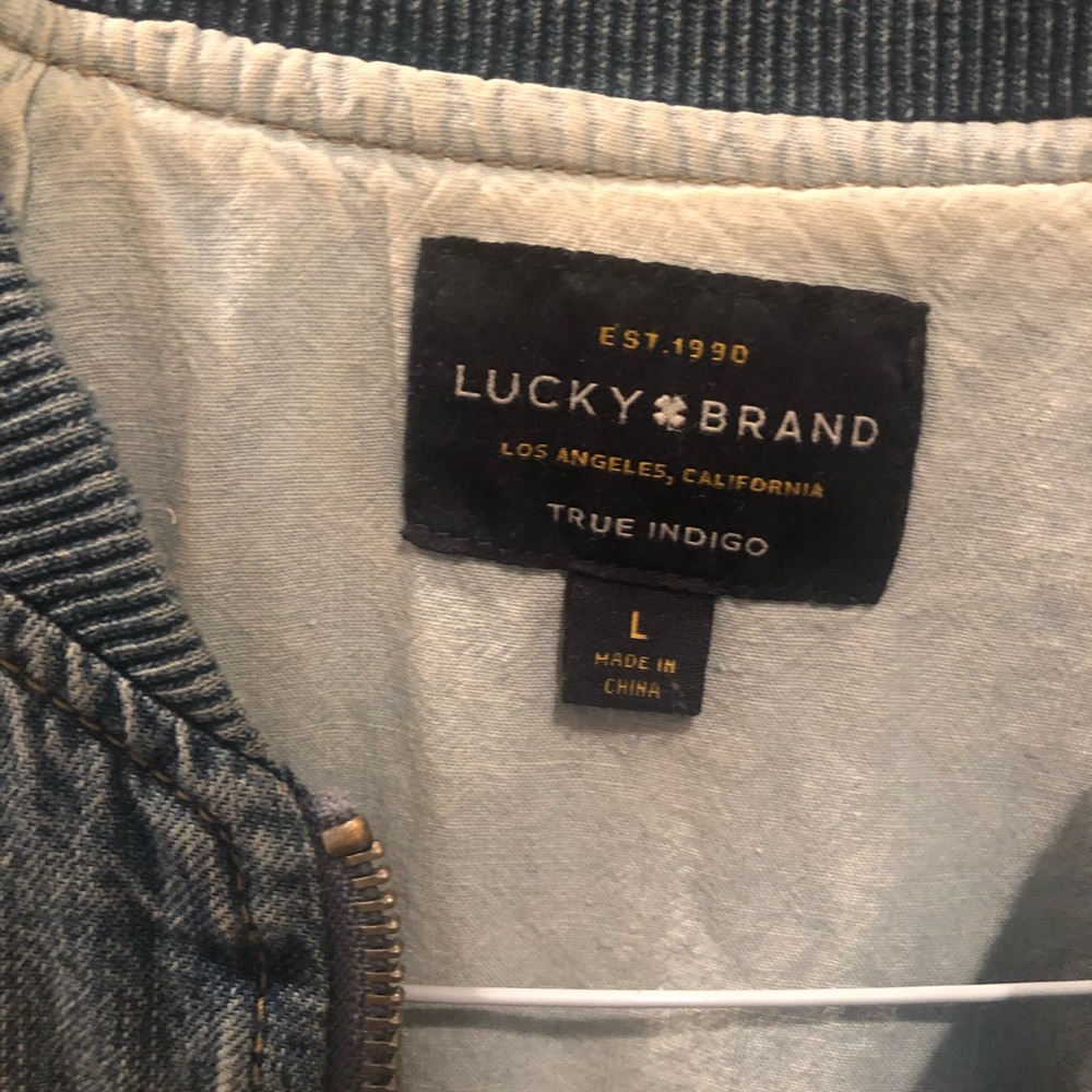 Jean jacket - Picture 2 of 5